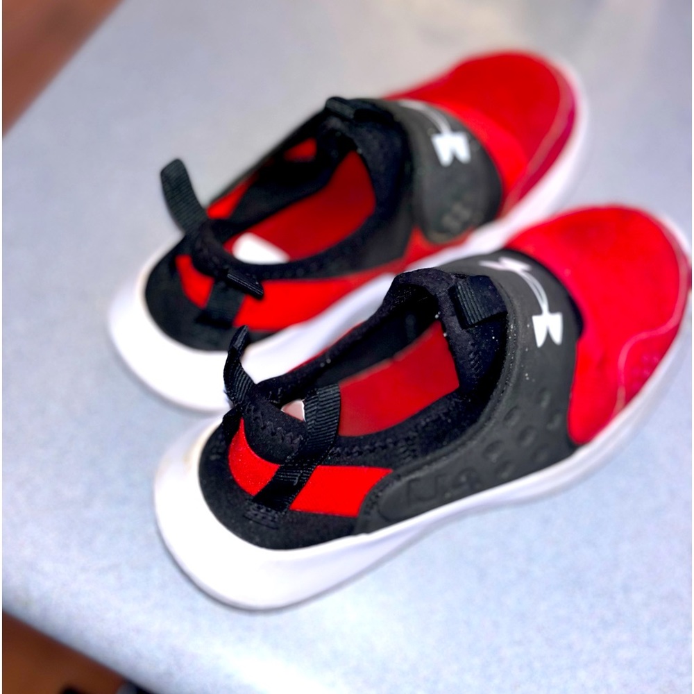 Under armour shoes kids